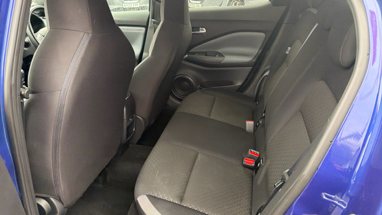 Nissan Juke 1.0 DiG-T 114 N-Connecta 5dr Petrol Hatchback